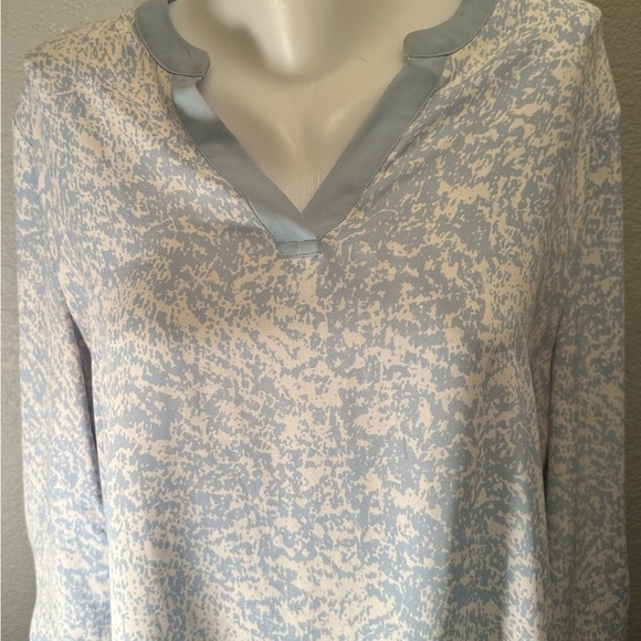 Kenneth Cole women’s extra large blouse - Picture 3 of 5